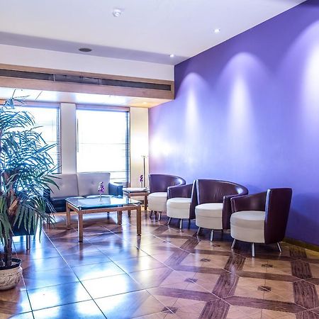The Royal Orchid Hotel, Chembur Mumbai  Buitenkant foto